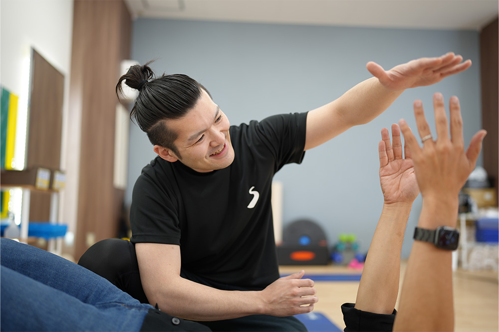 パーソナルジム内のセラピスト(資格不問)