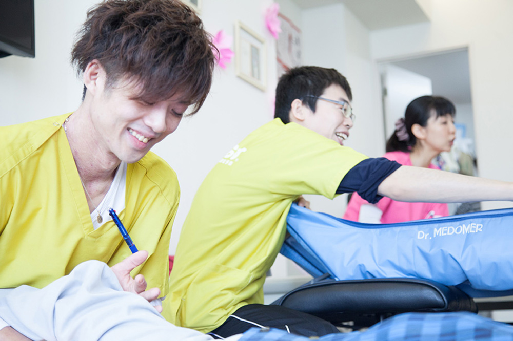 作業療法士（リハビリデイサービス）